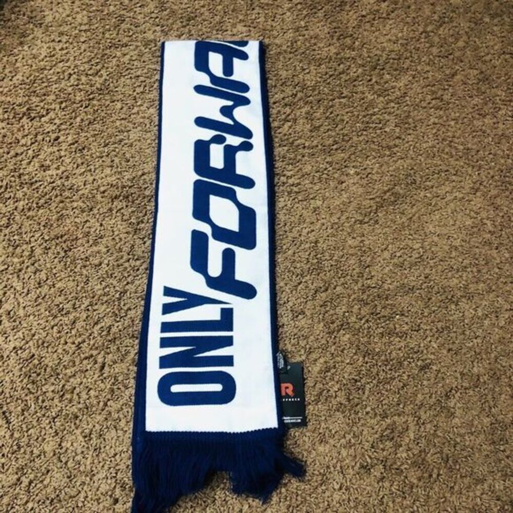 Ruffneck USMNT Soccer Scarf Only Forward USA Crest Navy White Red Knit NWT